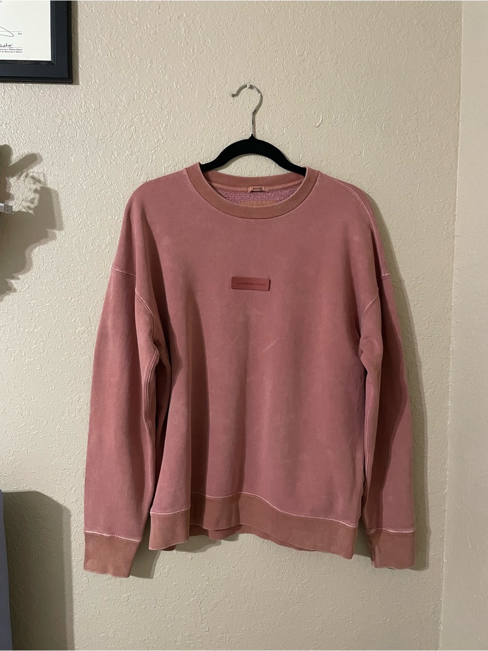 Abercrombie & Fitch Relaxed Fit Sweatshirt Size Small Mauve Coral Acid Wash